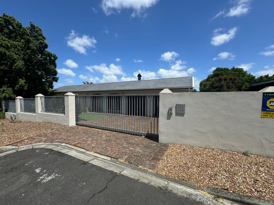 3 Bedroom Property for Sale in Amandelsig Western Cape